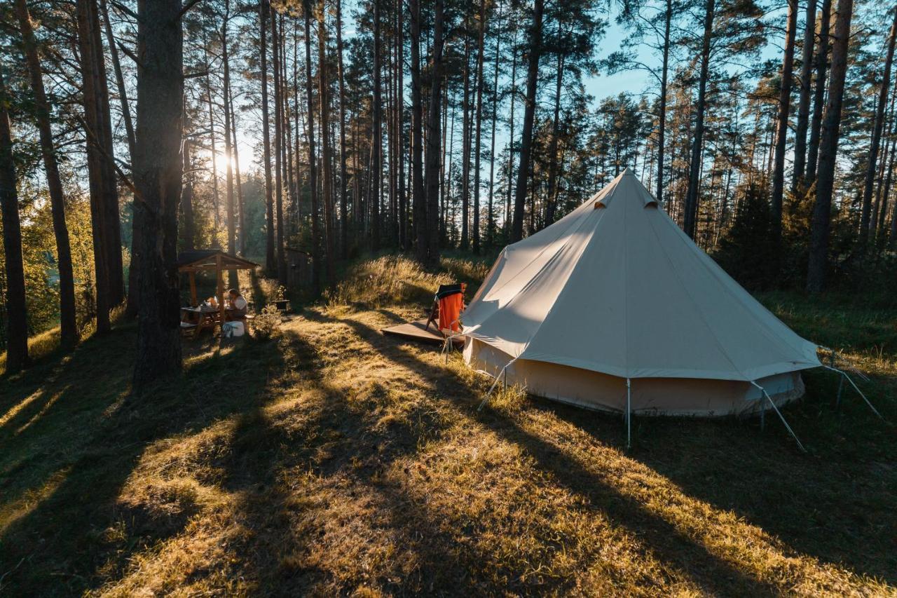 Hotel Juhandra Glamping Lemmaku Exterior foto